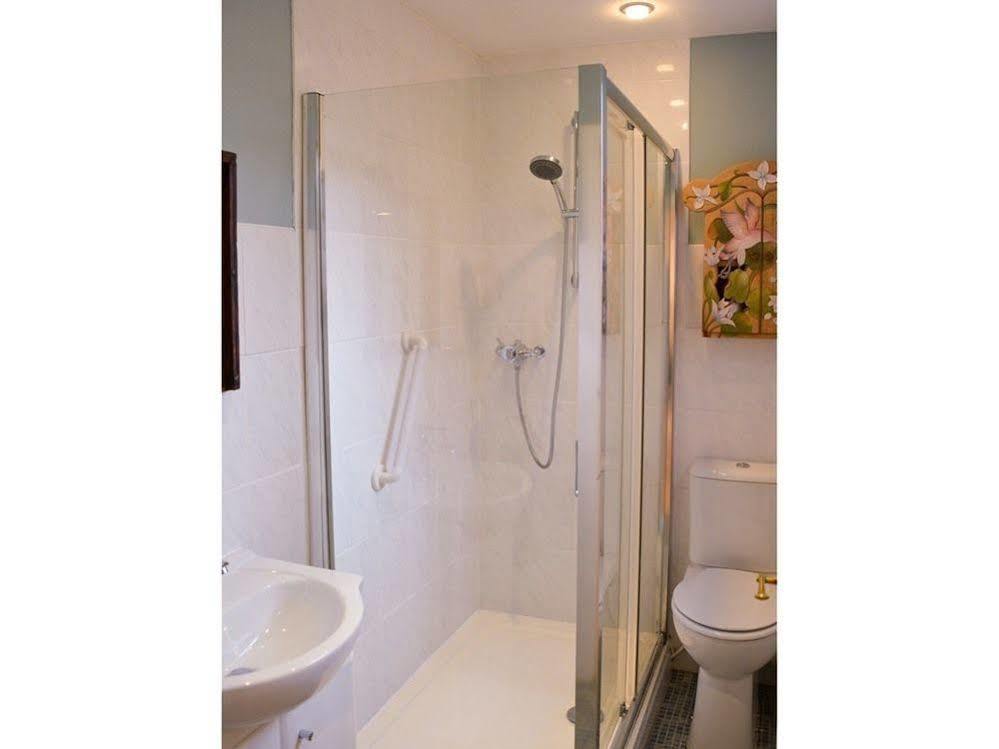 Queens Apartment Worthing Extérieur photo