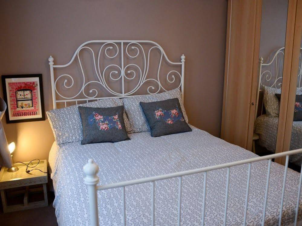 Queens Apartment Worthing Extérieur photo